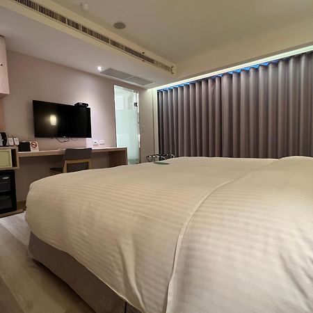 台北馥華商旅 松江館 Hotell Taipei Exteriör bild