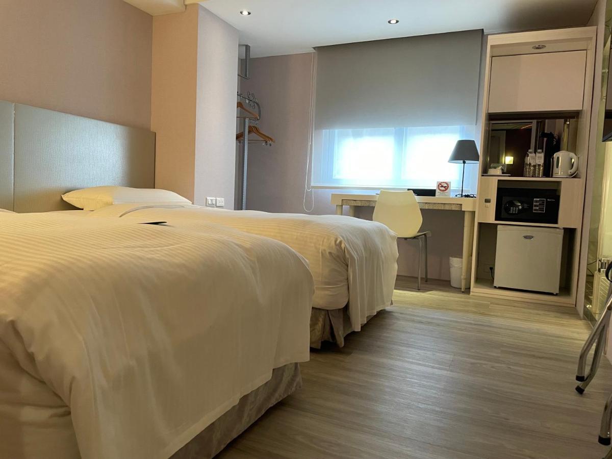 台北馥華商旅 松江館 Hotell Taipei Exteriör bild