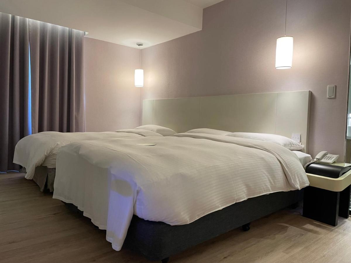 台北馥華商旅 松江館 Hotell Taipei Exteriör bild