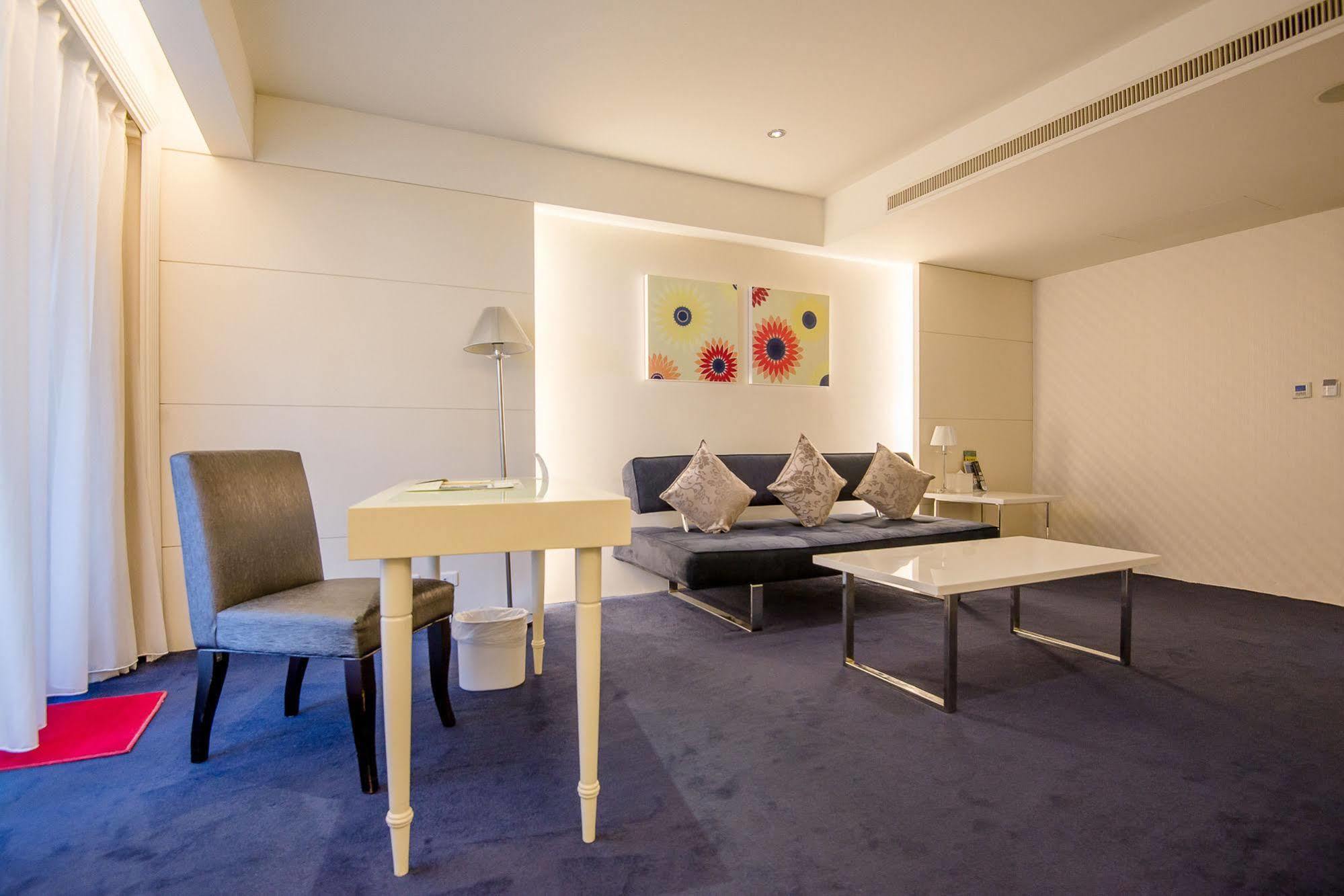 台北馥華商旅 松江館 Hotell Taipei Exteriör bild